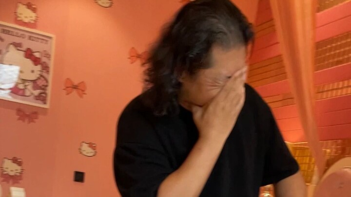 Ketika Aku dan Ayah Menginap di Hotel Bertema Pasangan