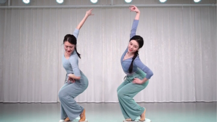 Zhu Jie's dance is all about details and control. Let's take a look at the Dingbu Bridge.