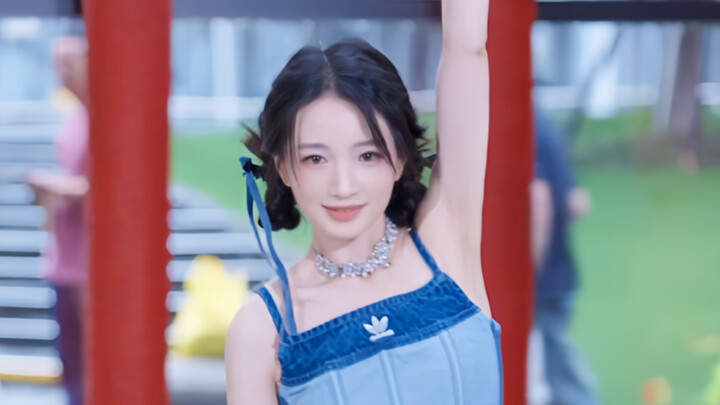โลกที่เราได้พบกันอีกครั้ง เพลงเดบิวต์ที่ยิ่งใหญ่ที่สุด เพลงจบการศึกษาที่ซาบซึ้งที่สุด เป็นของ Girls'