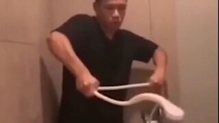 [รีมิกซ์]เมื่อหัวฝักบัวเป็นบ้า
