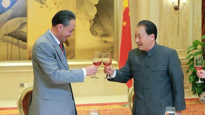 Nếu thay nhạc cuối phim “Đồng chí Đặng trong bước ngoặt lịch sử” bằng bài “Xuất Sơn” thì sao?