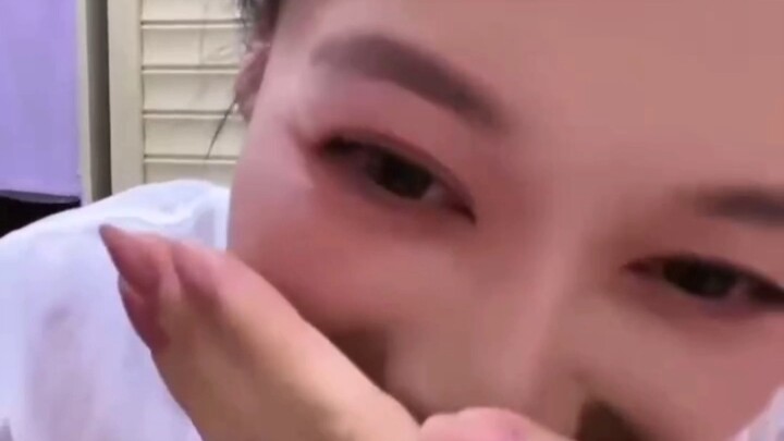 Ngô Liễu Phương gây bất ngờ, video bị lộ, Đồng Cẩm Thành thẳng thắn chỉ trích đầy ẩn ý