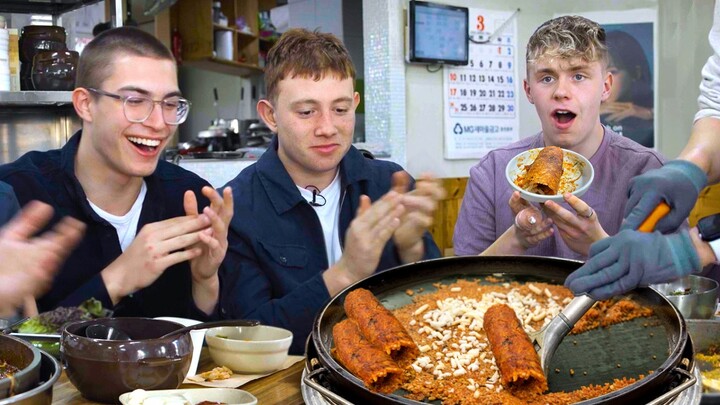 British College Students try Korean Chicken BBQ + Fried Rice rolls!