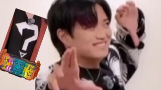Apakah ini dunia Enjin Hong? Minggirlah dan biarkan aku mengajarinya cara berubah menjadi Kamen Ride