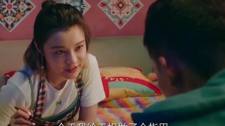 她都能为了你们的梦想坚持奋斗，你又有什么理由放弃呢？