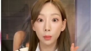 Kim Taeyeon's personally certified Chinese fan dance Step back