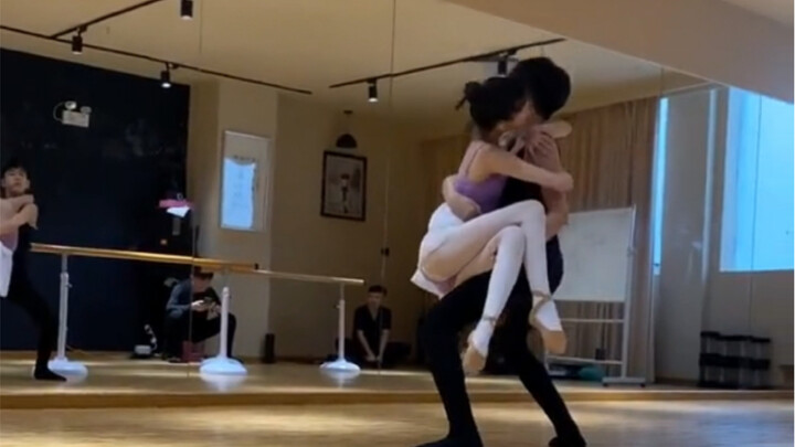 【Wang Chongmo and Li Mohan】Dance performance