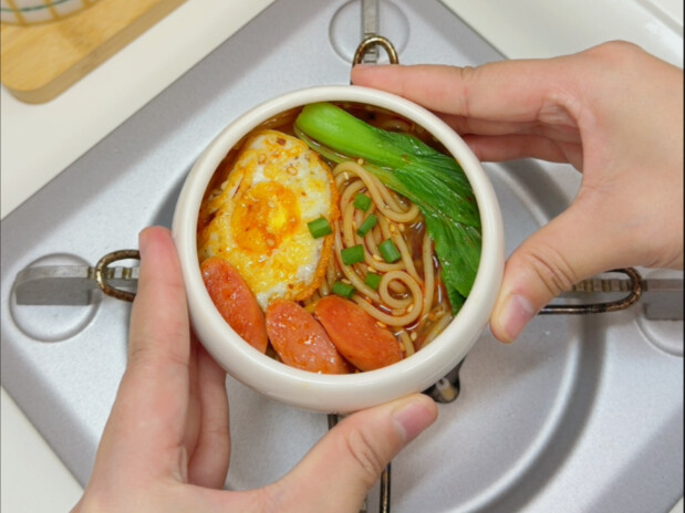 Solo Dining: A Pretty Meal for a Small Appetite