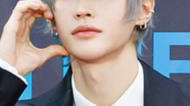 รีวิวเด็ด! ความหล่อของดาราชายเกาหลีปลายปี (แฟนคลับห้ามดู)