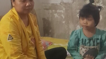 Jika bukan karena tak berdaya, aku juga tidak ingin begini! Semua ini demi anakku