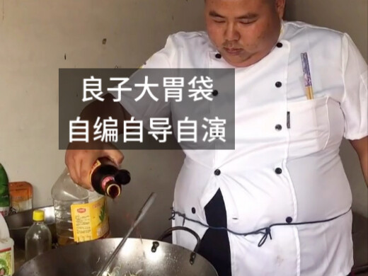 هل يعجبكم هذا النوع من الفيديوهات؟ أقوم بالتصوير والتمثيل والإخراج بنفسي، وأستغرق تسع ساعات لإنجاز ع