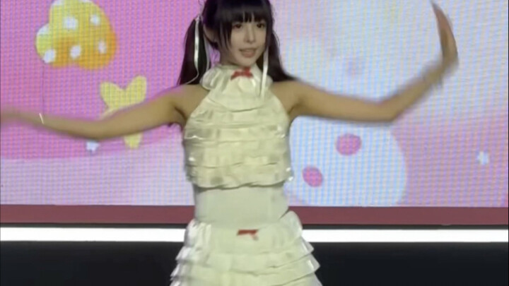 BW stage rehearsal live shot!! [Wangzai] Cream Soda and Crown-shaped Lights