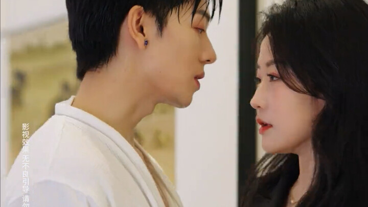 رئيس الشركة صاحب العقلية العاطفية لذيذ جدًا! جيانغ تسي يو وبو جين شيو يتناسبان تمامًا، لكن هان يوي ت