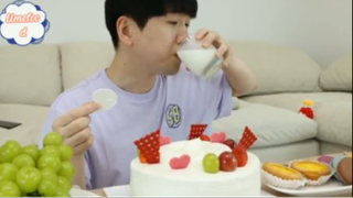 Bánh kem, bánh trứng, macaron phần 2 #mukbang