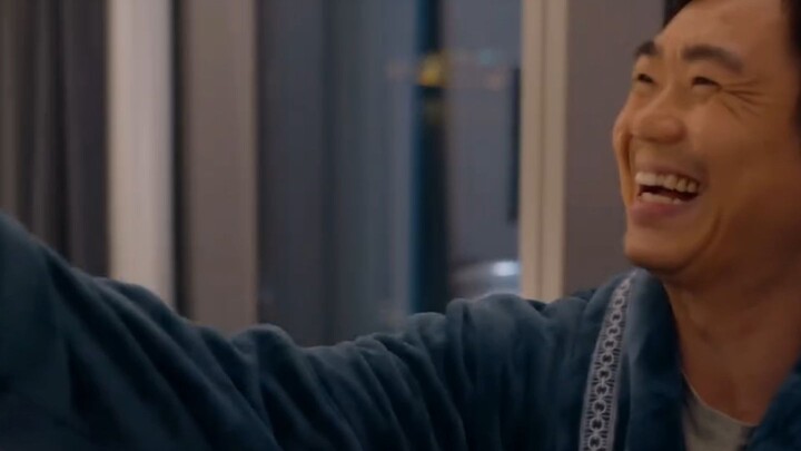 An annual salary of 360,000 yuan, plus all sorts of benefits—everyone voluntarily works overtime and