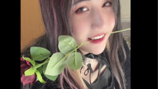 叼玫瑰的不一定是帅哥，也可能是女装大佬