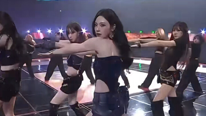 คนที่เต้นเก่งได้อยู่ซีนหลัก ทำให้ดูเหมือนว่าสมาชิก aespa ทุกคนมีฝีมือการเต้นที่พัฒนาขึ้นไปอีกขั้นเลย