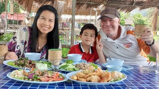 นั่งแพกินข้าวบรรยากาศดีๆ Yummy Lunch on Boat House