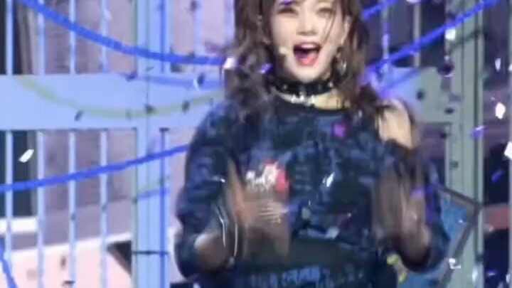 Adegan ikonik K-pop yang tercipta akibat kesalahan. "K-pop" Qi Sanmin Zhi