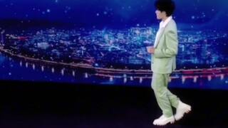 Renaisans! Tan Jianci kembali menari Lagu Kesepian di panggung Gala Musim Gugur