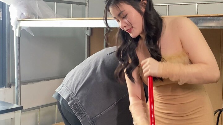 Just moved into the dorm VS lived in the dorm for N days