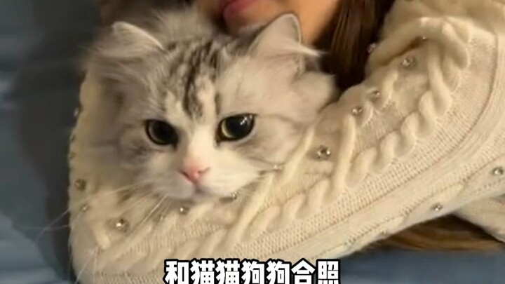 A girl who grew up surrounded by love also cherishes her mom deeply—turns out, life can really be th