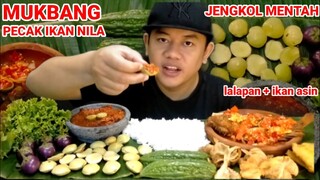 MAKAN JENGKOL MENTAH PECAK IKAN NILA  BETAWI IKAN ASIN SAMBAL TERASI LALAPAN MENTAH #mukbangjengkol