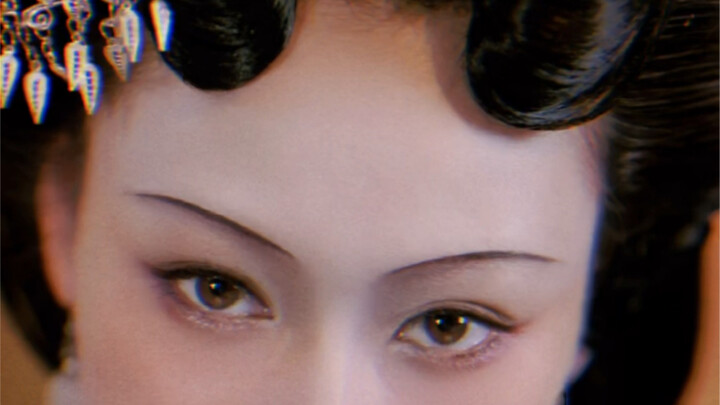 “Kamu itu apa, berani meremehkan putriku?”