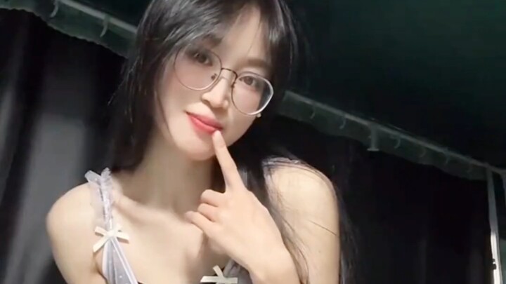 【Ruo Xi】Nonton sekaligus rekaman pribadi asrama Ruo Xi.