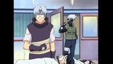 Kabuto intenta Asesinar a Sasuke y Kakashi lo Detiene | Español Latino