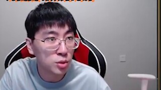 [Monkey Brother] Monkey Brother hoảng loạn... Anh ta đã gặp phải người anh hùng mà anh ta không muốn