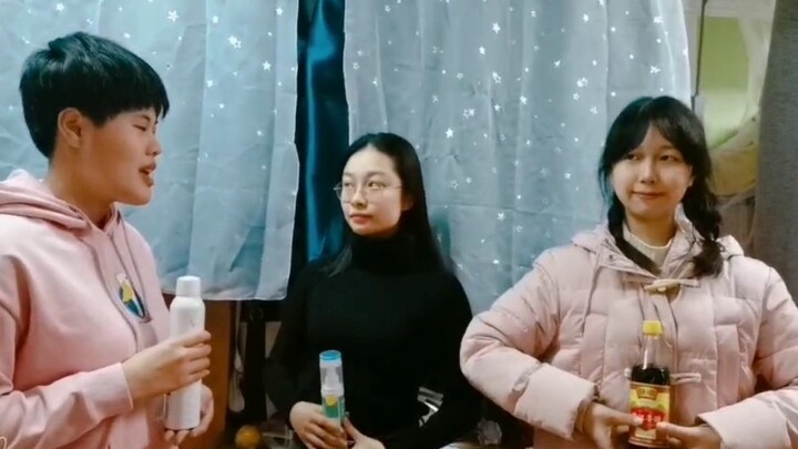 سكن كوس نحت الرمل تشو دان زلة لسان ديلير الأم كوزمو مكافأة جولينازا تتحدث الإنجليزية ~ ~
