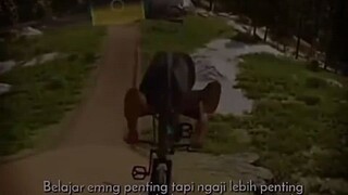 belajar emang penting tapi ingat jangan lupa ...