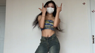 艾特你最可可爱爱的朋友来拍🌷#tellmetellme#氛围感#ari编舞