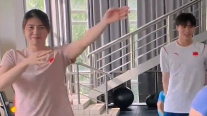 Zhang Yufei dancing, so cute!