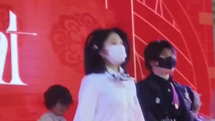 17-year-old female high school student dances straight to the camera