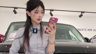 Anh bạn trên cùng, bật điều khiển máy lạnh