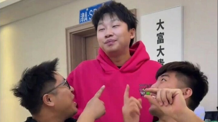 การผจญภัยสีสันในห้องนอนสุดพิสดาร ไม่คิดเลยว่าตอนจบจะบ้าขนาดนี้!