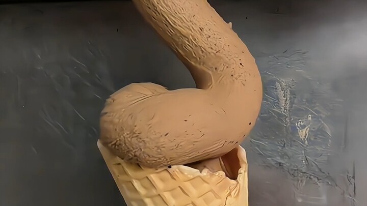 经常拉屎的朋友都知道，这种屎最难攃