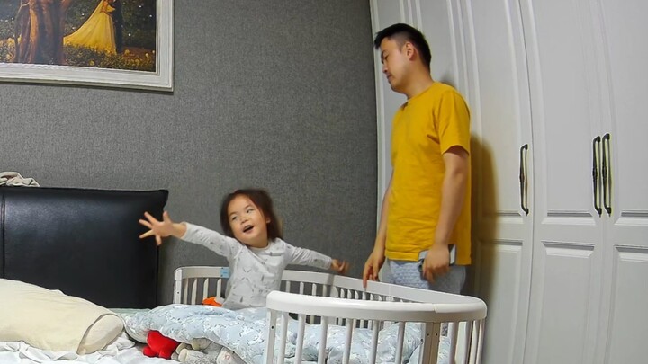 Khi cô bé lớn lên, có lẽ sẽ không còn ghen tị với bố của người khác nữa…