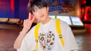 震惊！闯人昨天竟然去欢乐谷团建了！