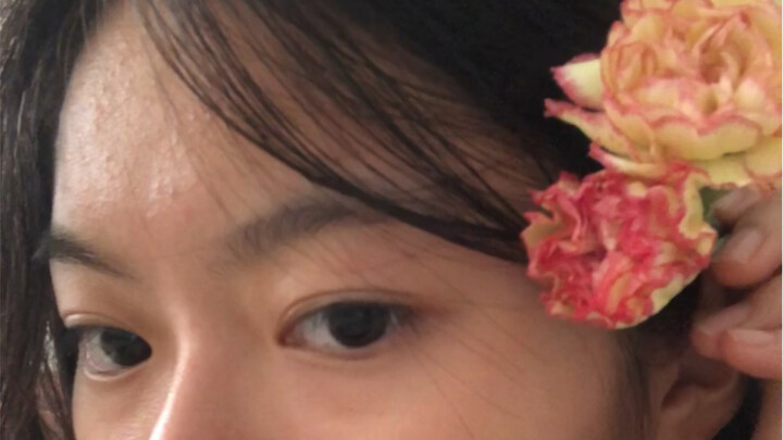 เลียนแบบการถ่ายรูปเซลฟี่ขนาดเล็กของไอดอลบางคน (2)