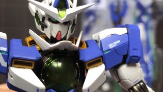 Ketika saya memainkan MB Gundam untuk pertama kalinya, saya merasa seperti orang yang terbelakang me