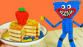 Poppy Playtime Lego Strawberry Pancake For Huggy - แอนิเมชั่นตลก & การทำอาหารแบบหยุดเคลื่อนไหว