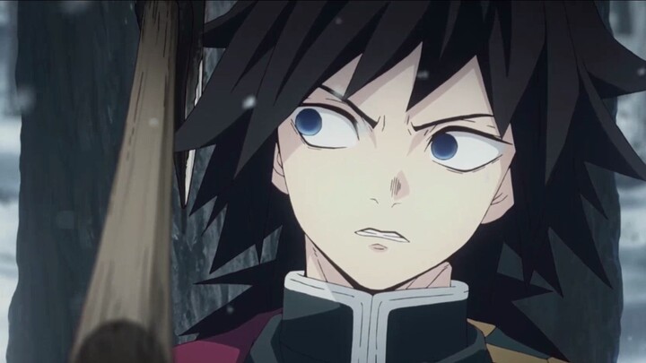 The gap in strength between Tanjiro and Giyu was too great; Tanjiro used a rock to draw attention, b