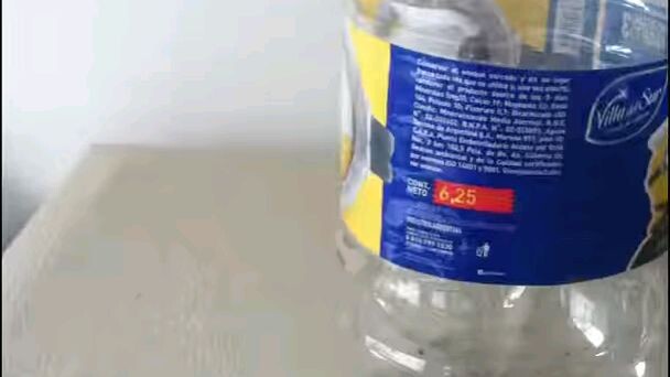 how to make a pot out of a bottle.