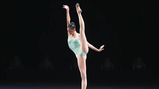 【السيد يانغ آجون يتحدث عن امتحانات الفنون】 شيويه بينغ: مجموعة تقنيات الرقص الكلاسيكي