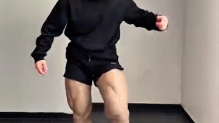 老铁，练腿不需要这个衣服