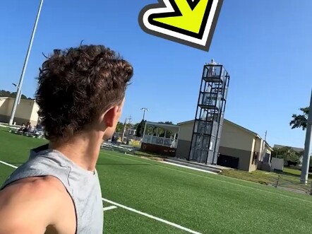 فم مزوّد بنظام اعتراض طعام مدمج