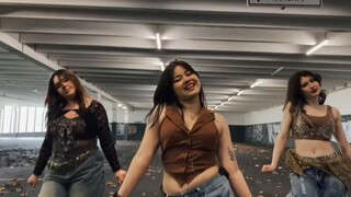 TOBII_-__BAD_GIRLS_LIKE_YOU__DANCE_COVER___Belamour(1080p)